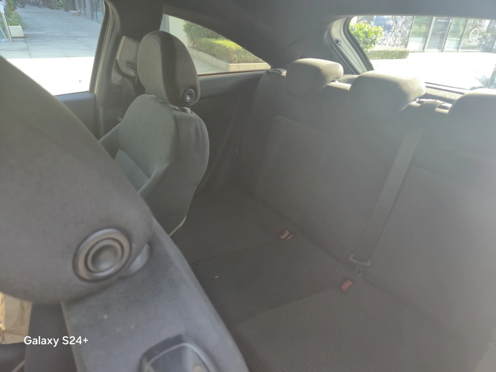 Opel Corsa 1.2i, снимка 9 - Автомобили и джипове - 55352934