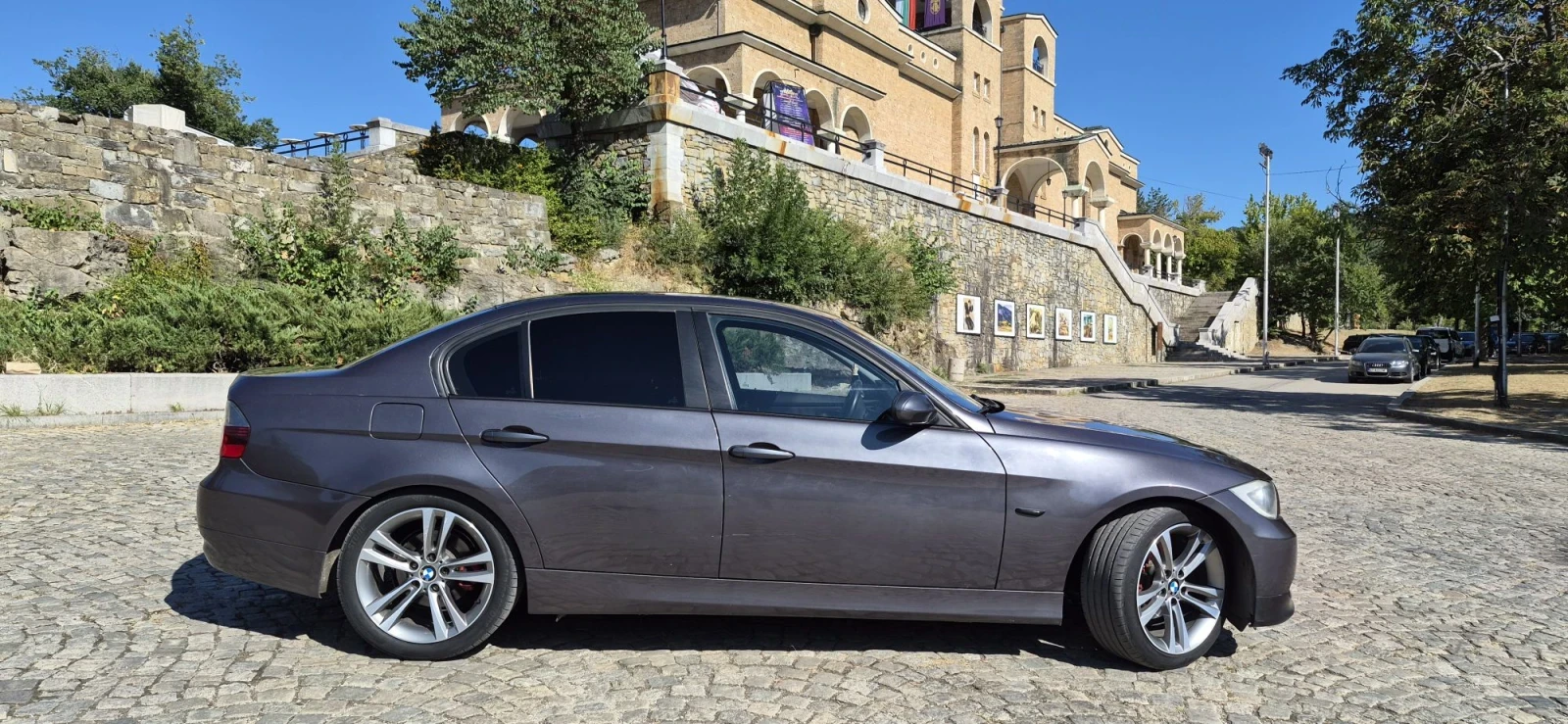 BMW 320, снимка 2 - Автомобили и джипове - 55690190