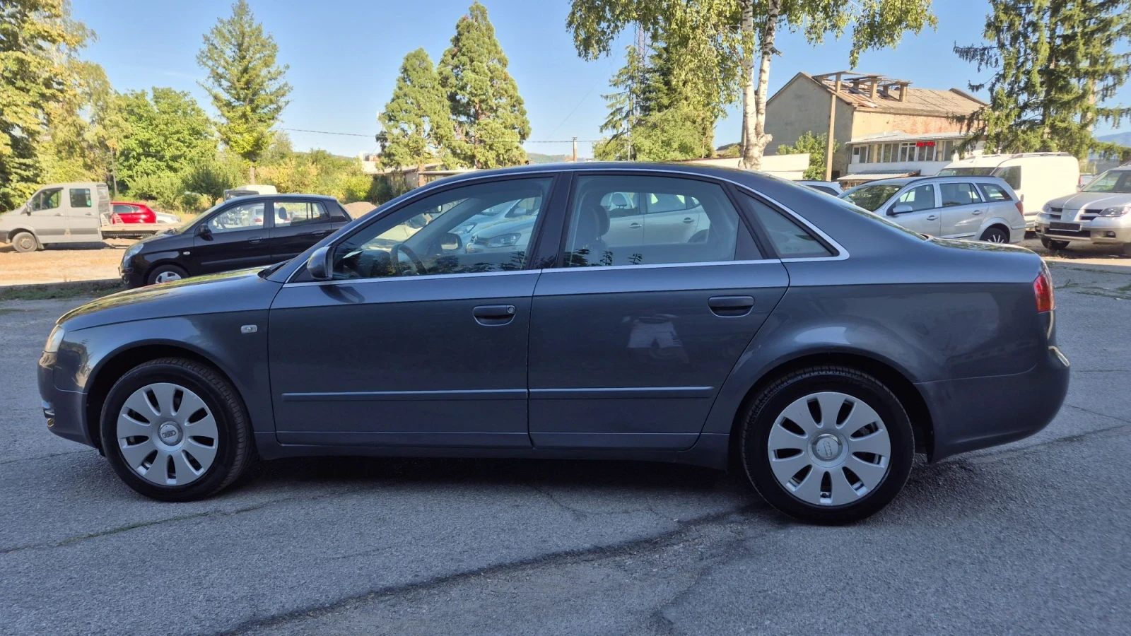 Audi A4 2.0TDI 140К.С* ИТАЛИЯ* , снимка 7 - Автомобили и джипове - 55975351