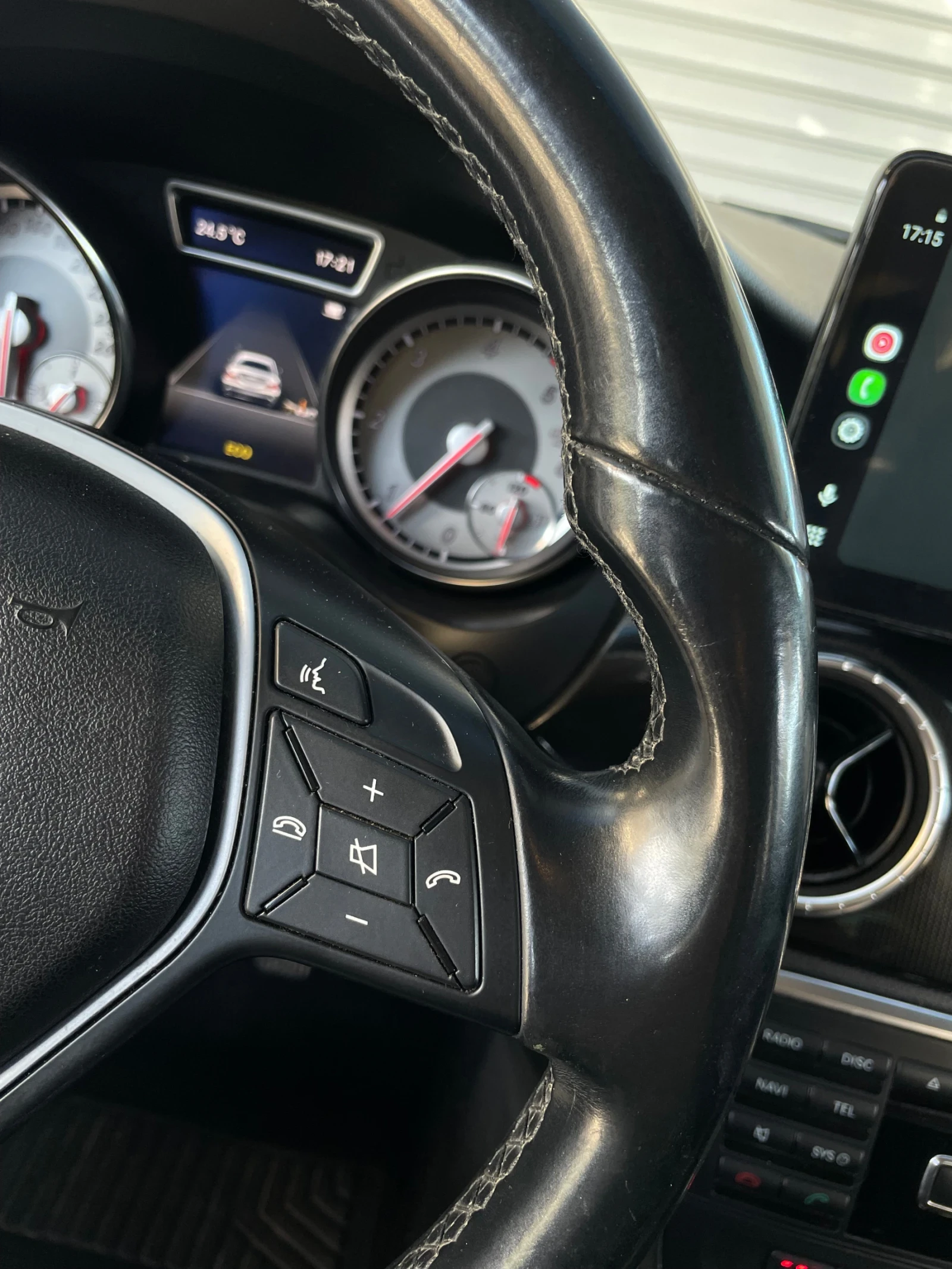 Mercedes-Benz CLA 200, снимка 10 - Автомобили и джипове - 55981023