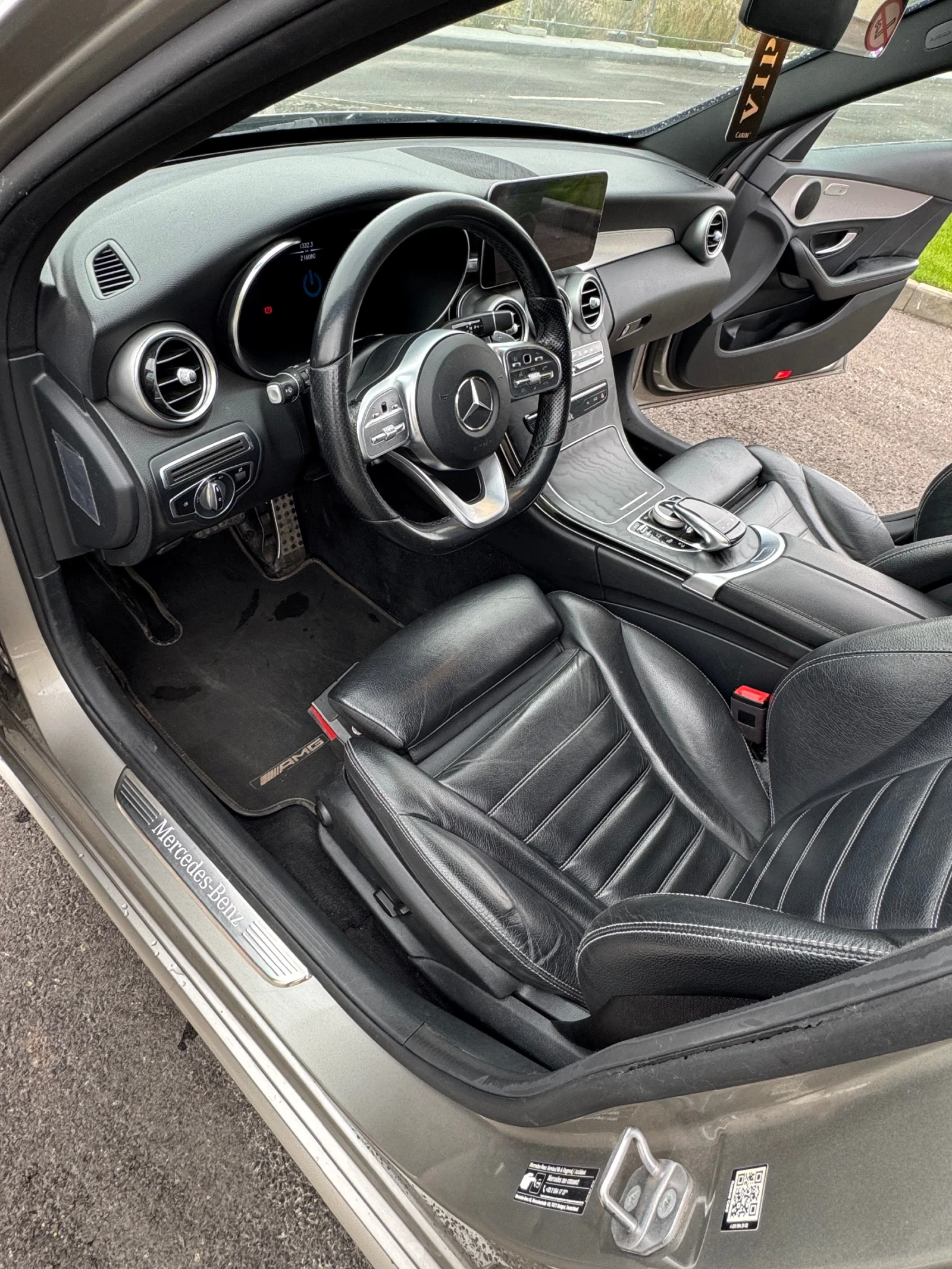 Mercedes-Benz C 300, снимка 9 - Автомобили и джипове - 56259656