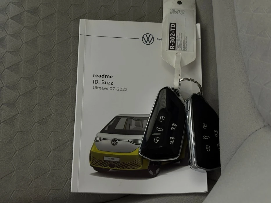 VW ID.Buzz Pro 77kWh LED Navi 100%SoH | Mobile.bg � ����������� 12