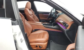 Maserati Levante AWD* SPORT* AMBIENT* KEYLESS* КОЖА* ПОДГРЕВ* ШИБИД, снимка 9