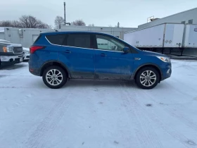 Ford Escape * SE 4WD * CARFAX * ЦЕНА ДО БГ, снимка 3