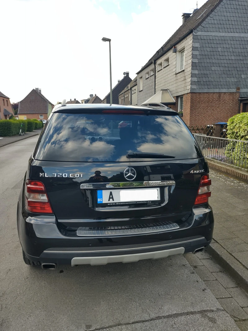 Mercedes-Benz ML 320 CDI, снимка 7 - Автомобили и джипове - 47562078