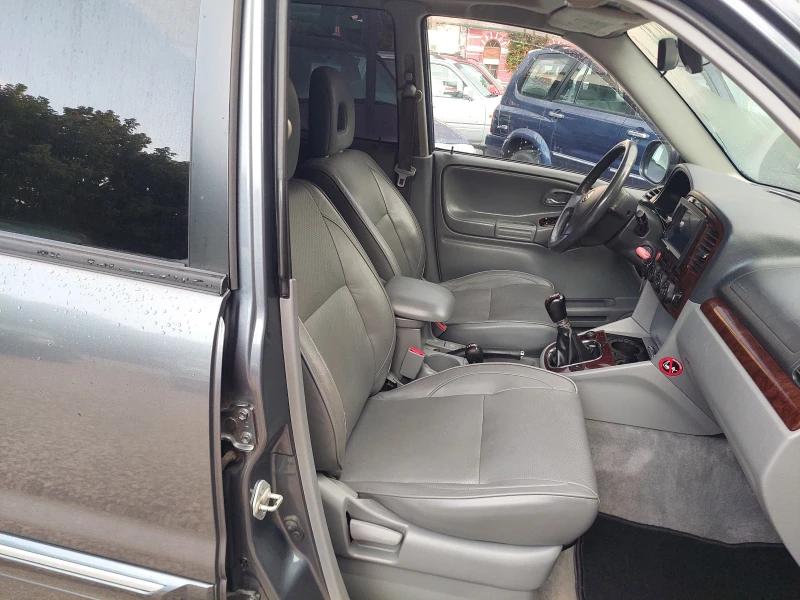 Suzuki Grand vitara 2, 7i-184кс.-ТОП, снимка 10 - Автомобили и джипове - 51174408
