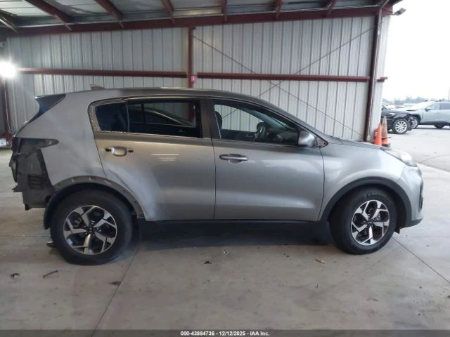 Kia Sportage LX - изображение 10