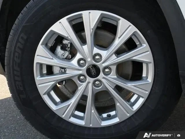 Ford Escape * AWD * Автоматик * Lane Assist * Blind Spot *  - изображение 9