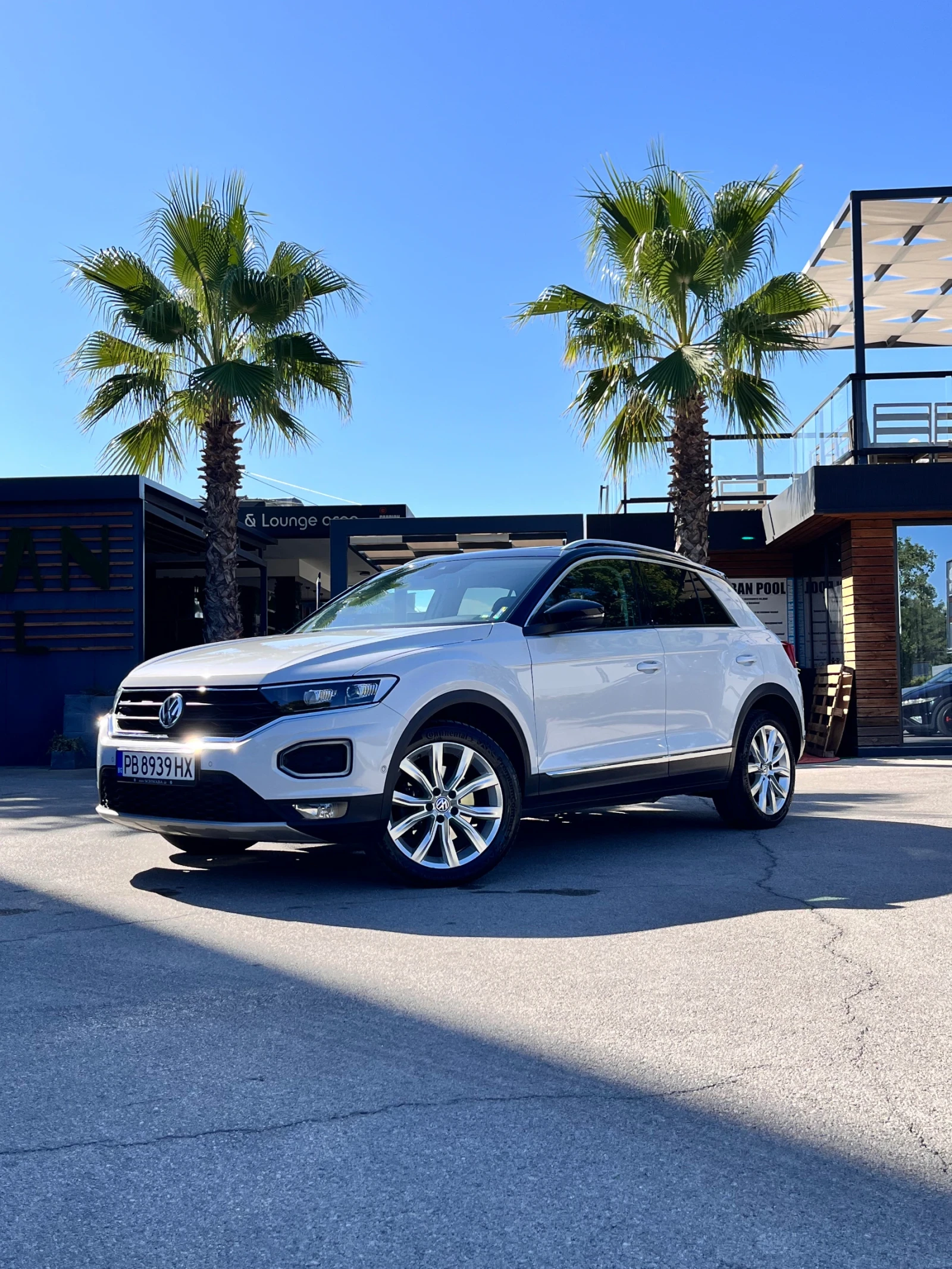 VW T-Roc VW T-ROC! Топ изпълнение, всички екстри, като нова, снимка 1