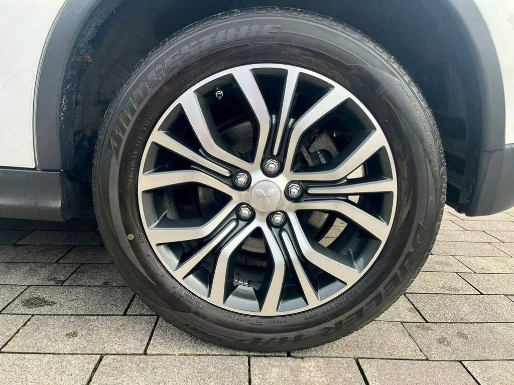 Mitsubishi ASX   2.2   44 | Mobile.bg   14