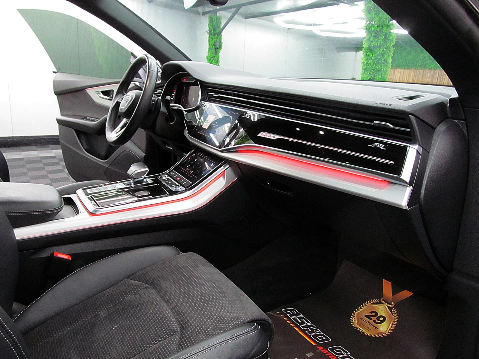 Audi Q8 S-line+ + + /PANORAMA/3D-kamera/KeylessGo/ | Mobile.bg   12