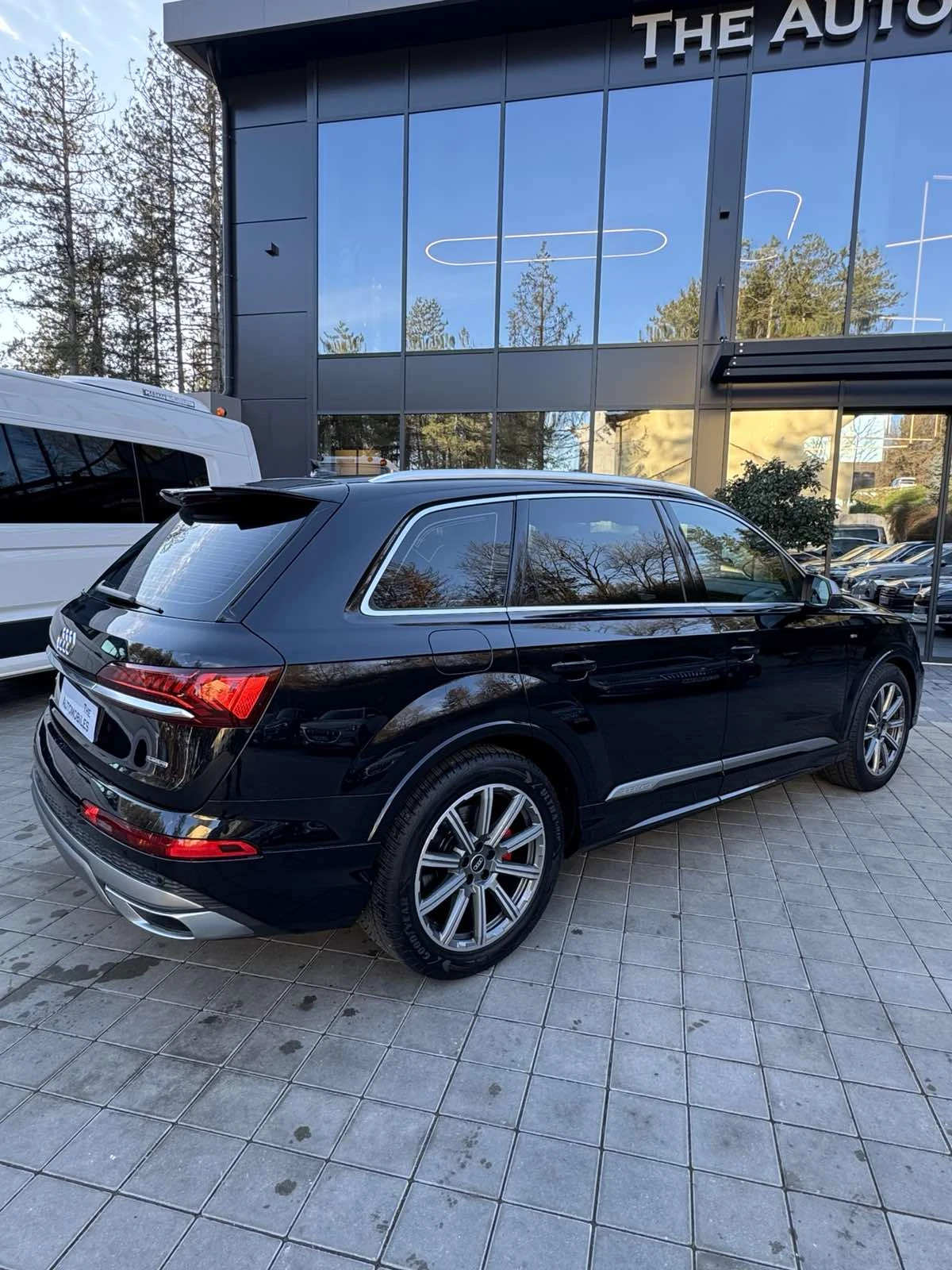 Audi Q7 S-Line - изображение 7