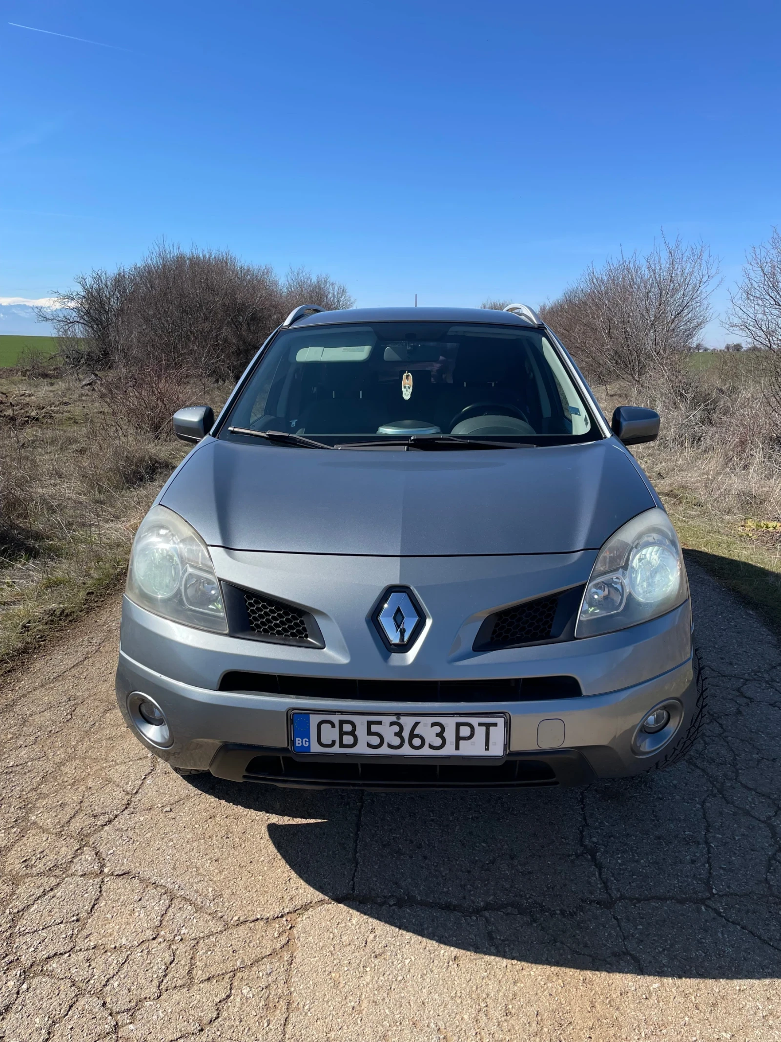 Renault Koleos 2.5 4х4 БЕНЗИН - ГАЗ - изображение 2