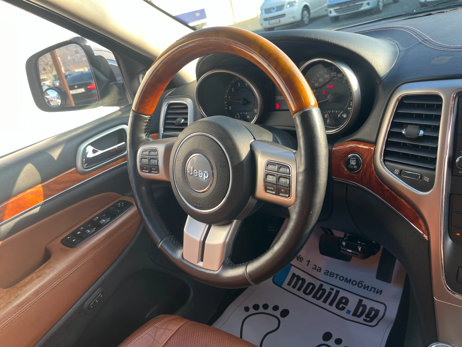 Jeep Grand cherokee 3.6 V6 4x4-Overland, снимка 9 - Автомобили и джипове - 53744404