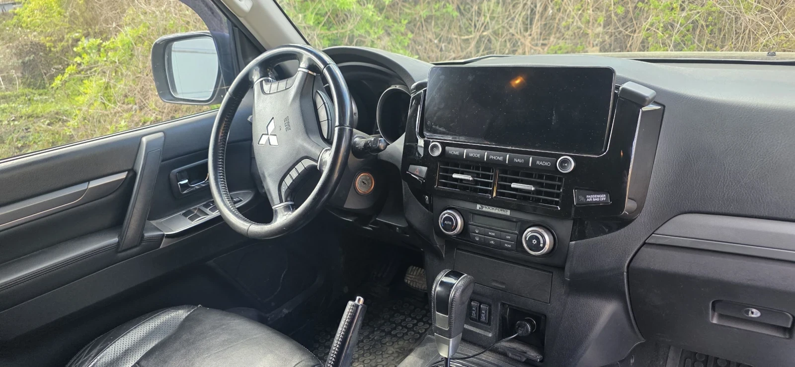 Mitsubishi Pajero 3.2 DID, снимка 7 - Автомобили и джипове - 54493979