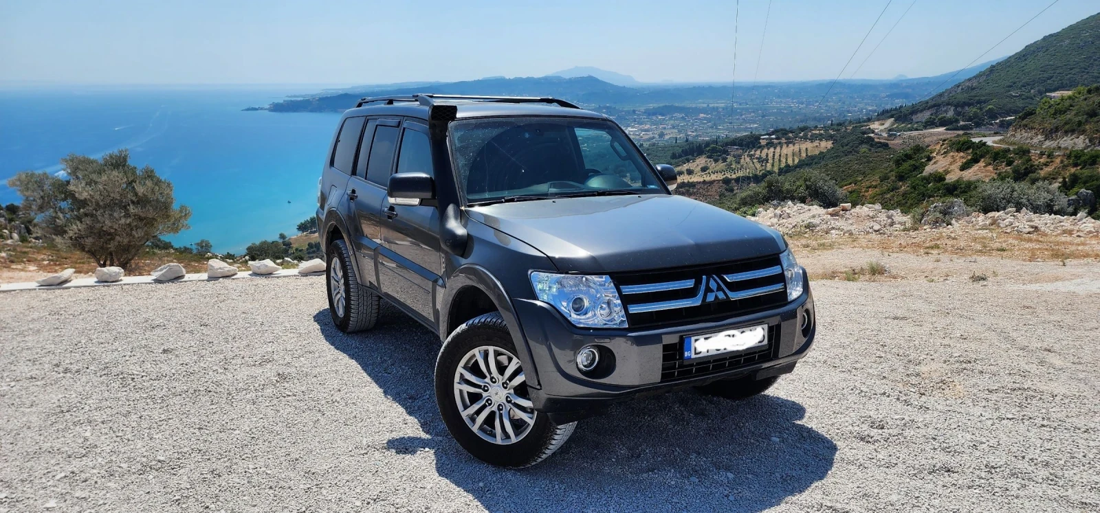 Mitsubishi Pajero 3.2 DID, снимка 3 - Автомобили и джипове - 54493979