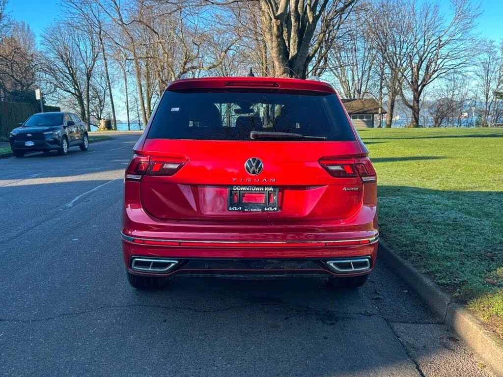 VW Tiguan Highline R-Line 4Motion/Pano/Keyless, снимка 5 - Автомобили и джипове - 54512485