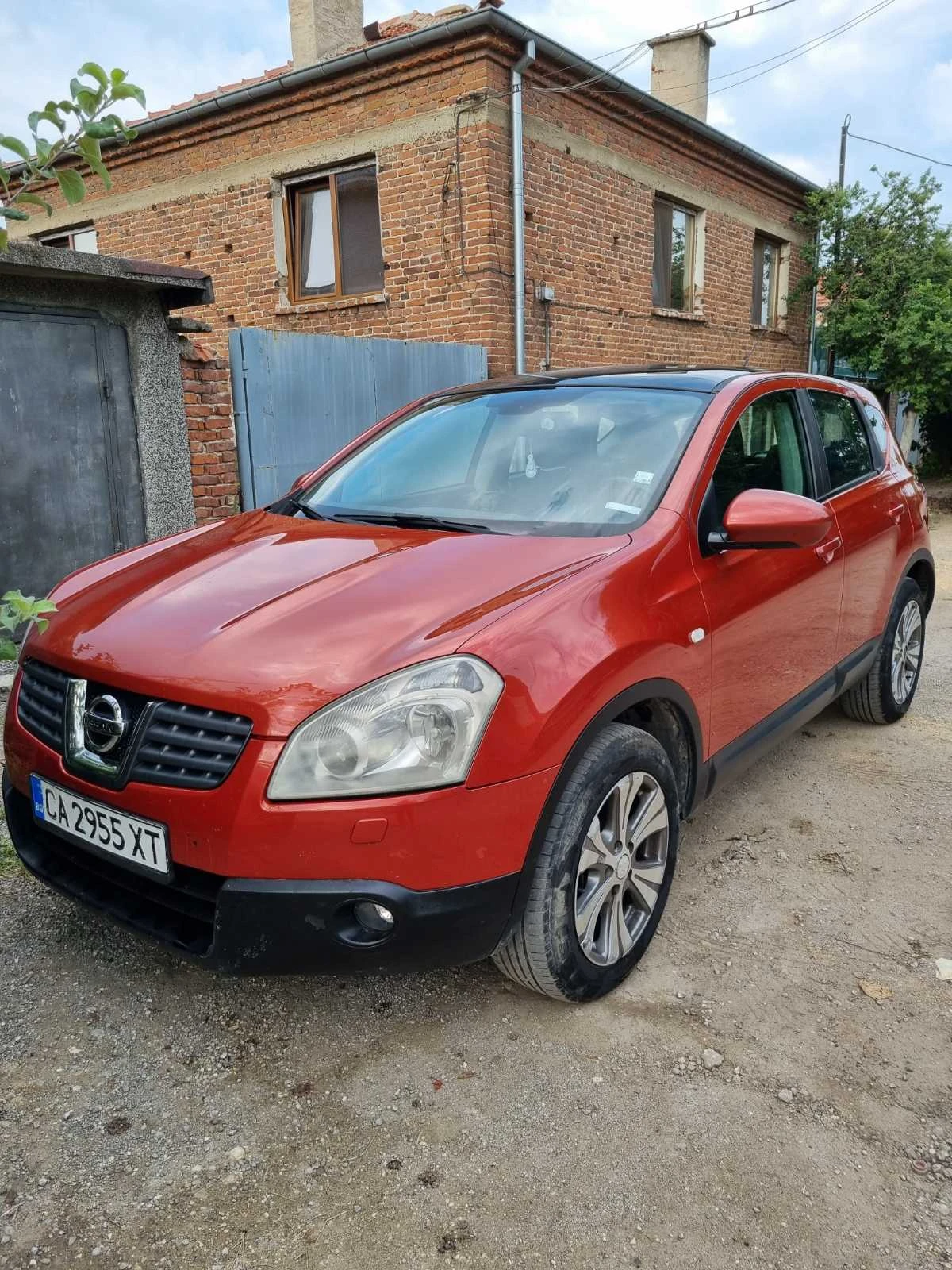 Nissan Qashqai 2.0i / ГАЗ / 4х4 / KEYLESS / АВТОМАТИК / ПАНОРАМА, снимка 3 - Автомобили и джипове - 54667412
