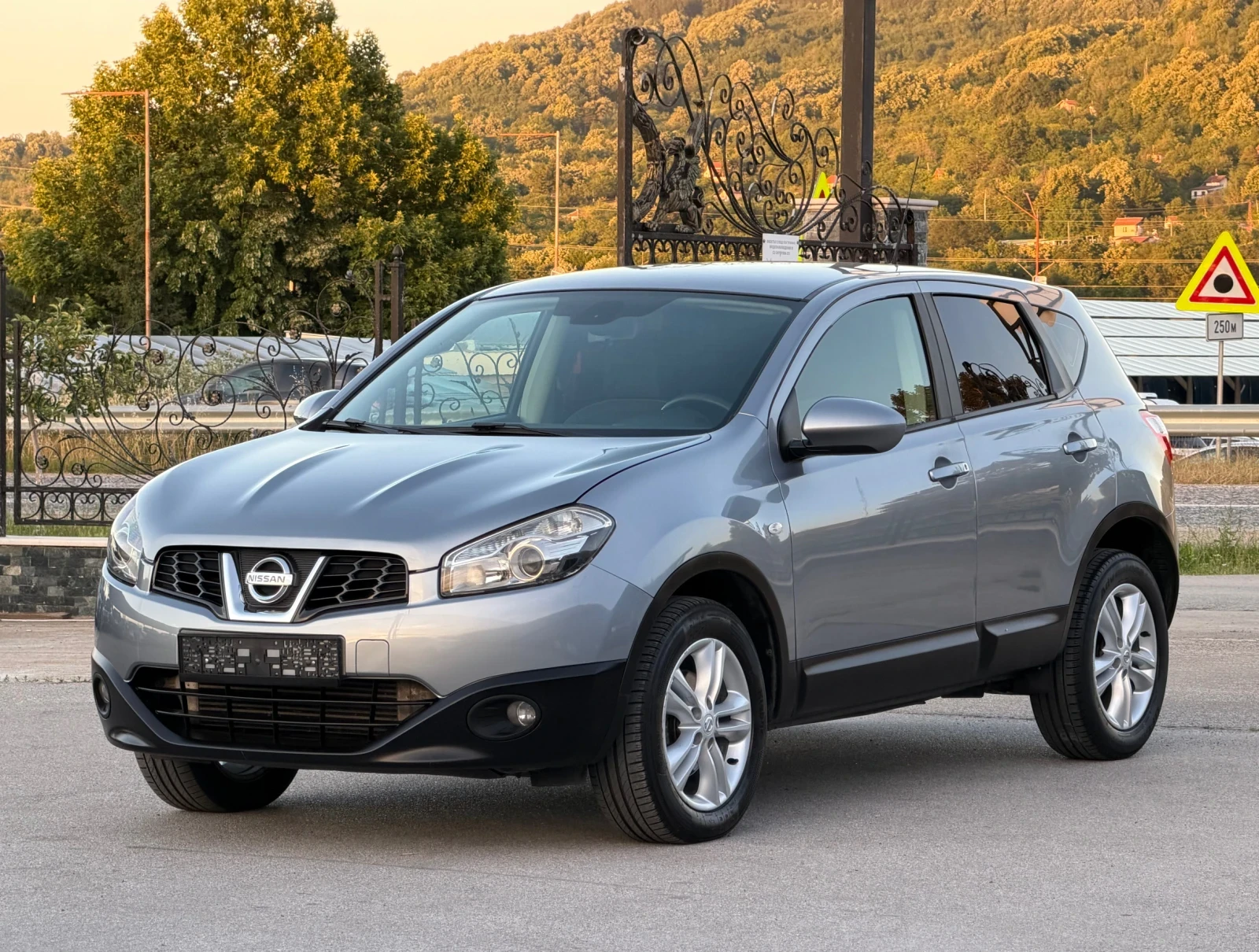 Nissan Qashqai 2.0DCI 4x4 АВТОМАТ ИТАЛИЯ