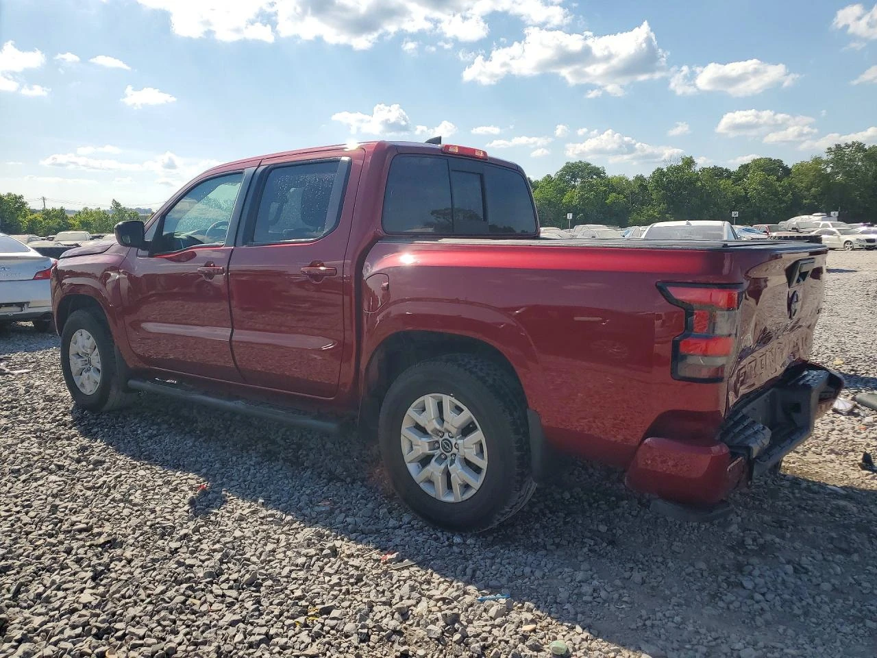Nissan Frontier 3.8l Sv, снимка 2 - Автомобили и джипове - 54920358