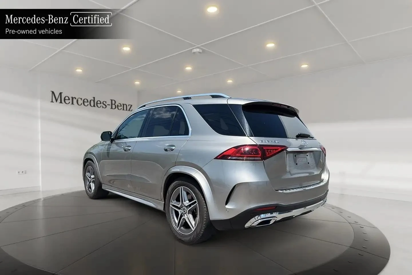 Mercedes-Benz GLE * Въздух * Фиксирана цена до БГ * От Mercedes * , снимка 3 - Автомобили и джипове - 55298759