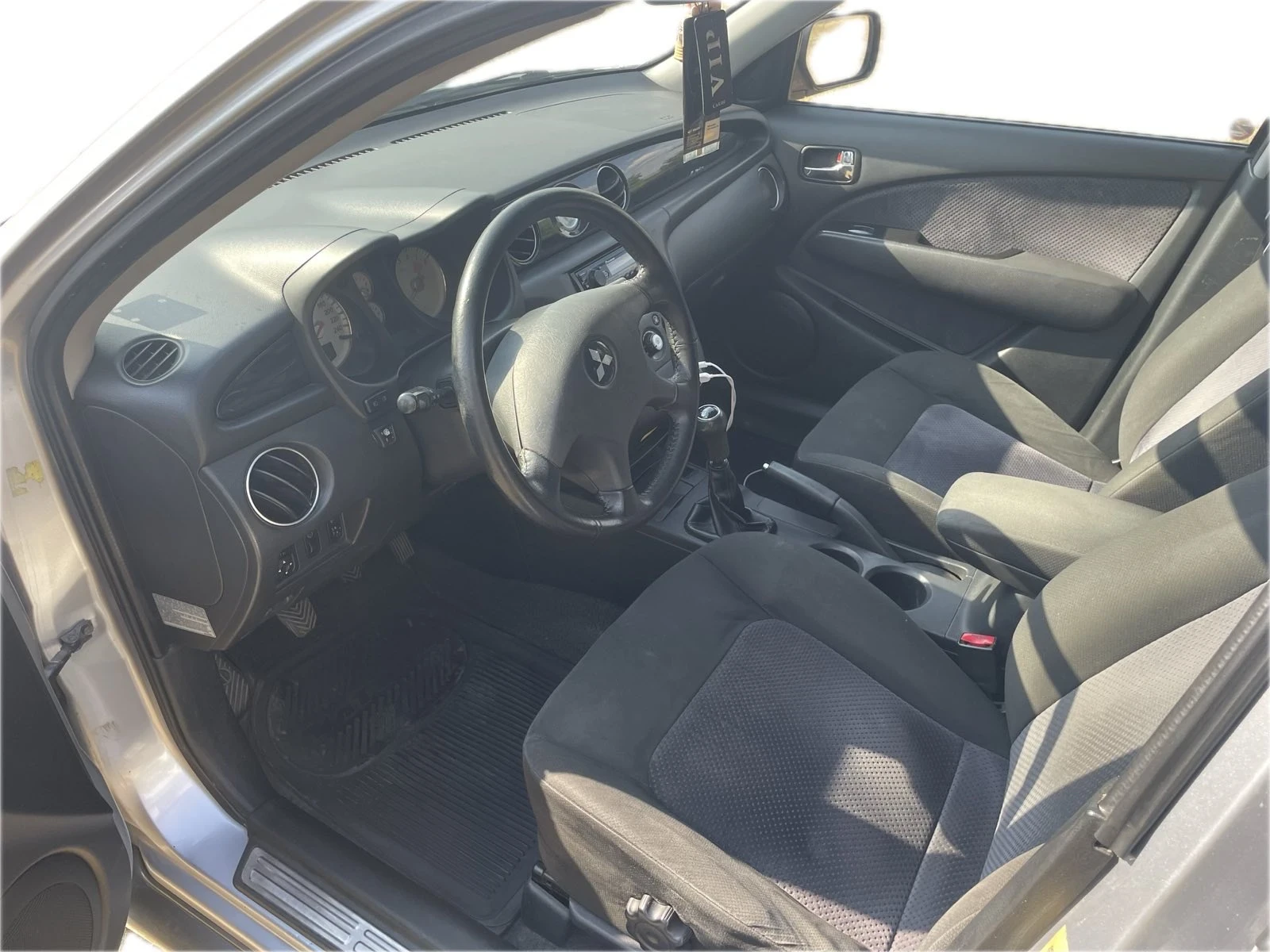 Mitsubishi Outlander, снимка 9 - Автомобили и джипове - 55604009
