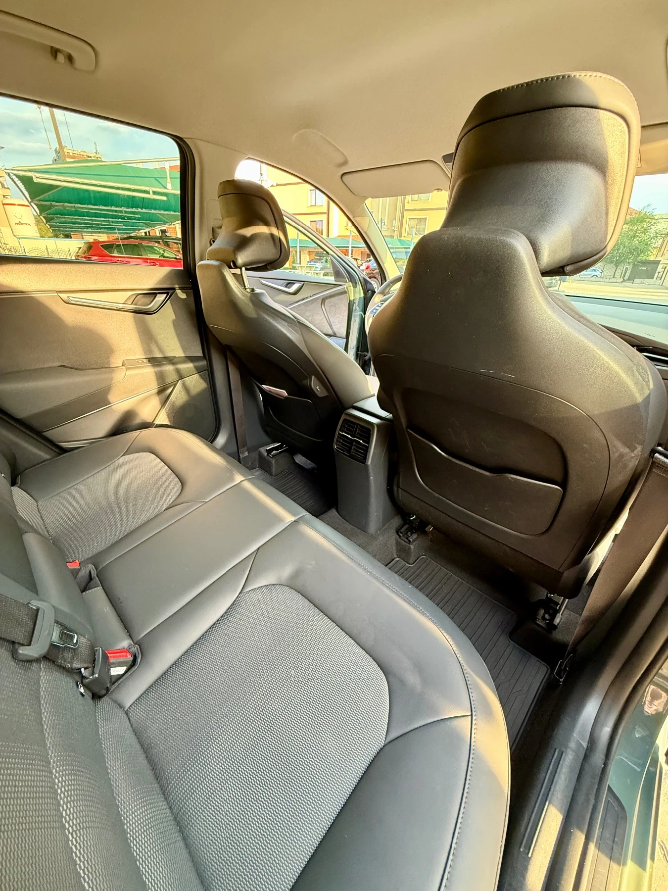 Kia Niro 1.6 GDI Hybrid Automatic в ГАРАНЦИЯ ДО 2031г, снимка 12 - Автомобили и джипове - 56004887