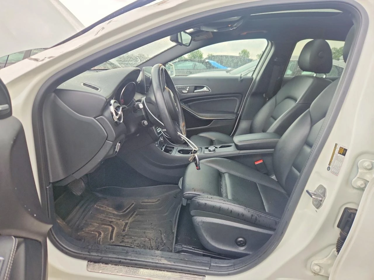 Mercedes-Benz GLA 250 2.0l 4Matic, снимка 7 - Автомобили и джипове - 56086943