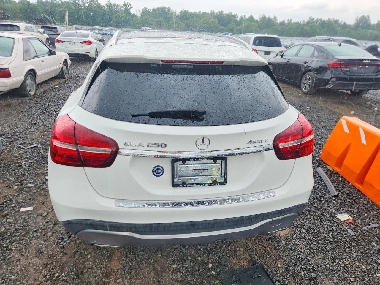 Mercedes-Benz GLA 250 2.0l 4Matic, снимка 6 - Автомобили и джипове - 56086943