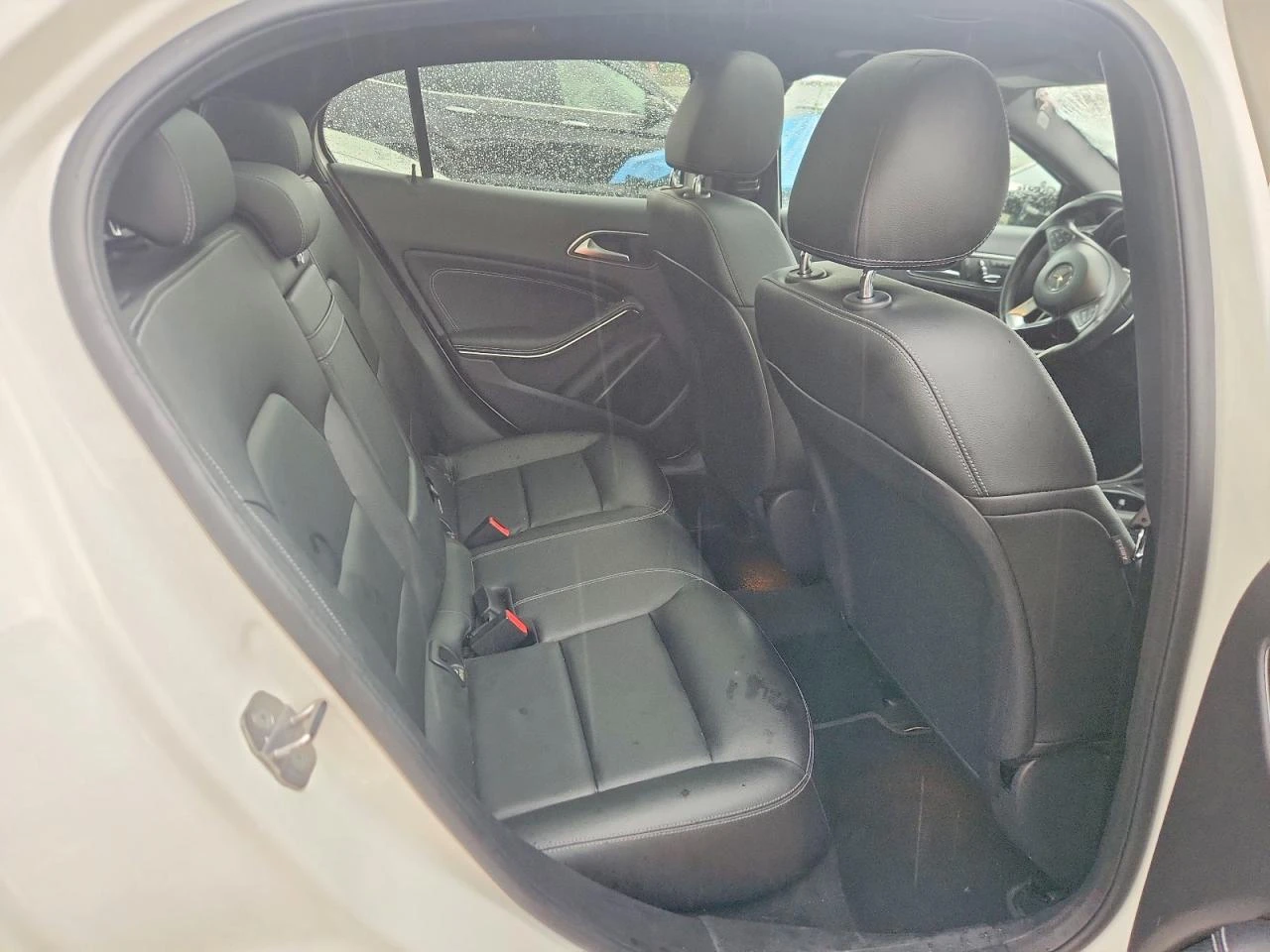 Mercedes-Benz GLA 250 2.0l 4Matic, снимка 11 - Автомобили и джипове - 56086943