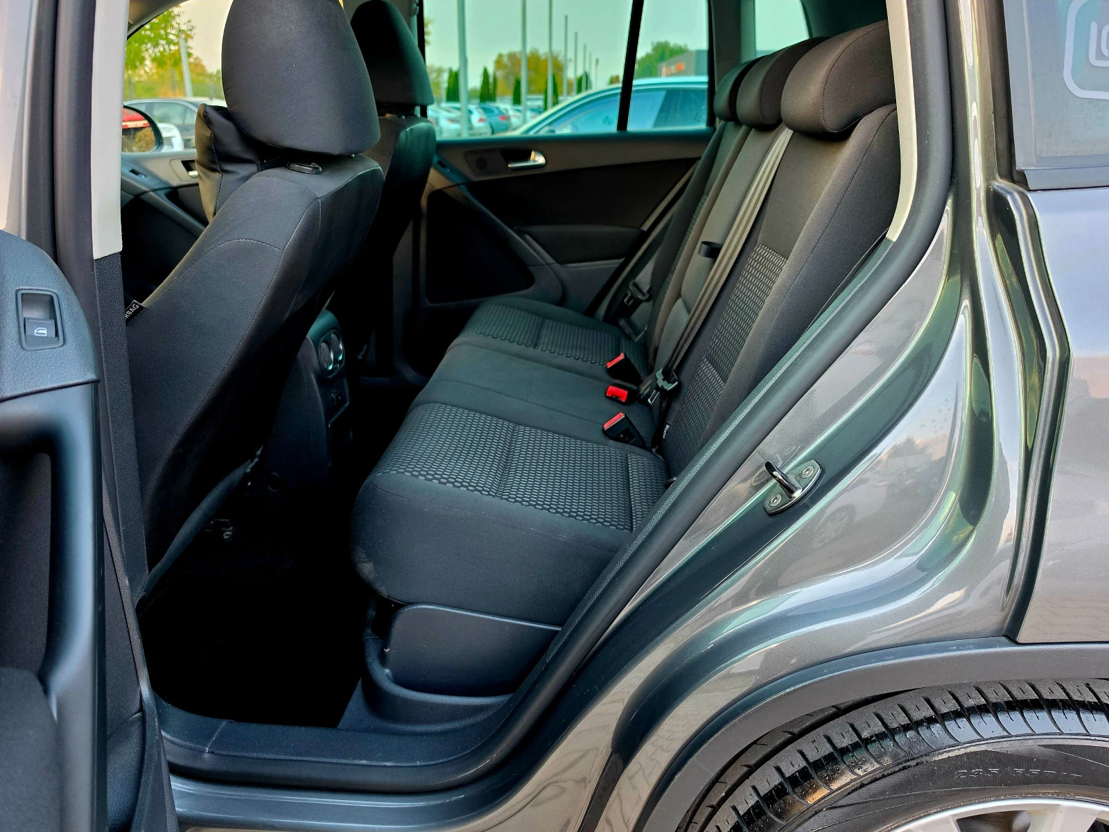 VW Tiguan 1.4TSI ������ | Mobile.bg � ����������� 13