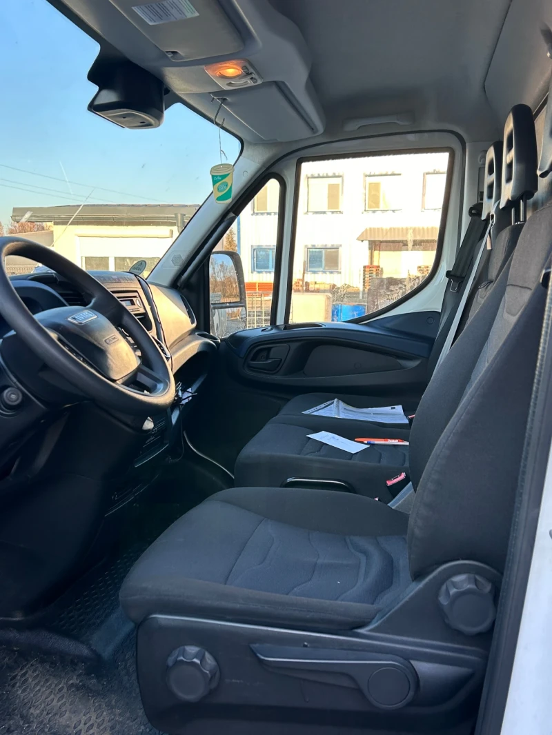 Iveco Daily, снимка 8 - Бусове и автобуси - 48215931