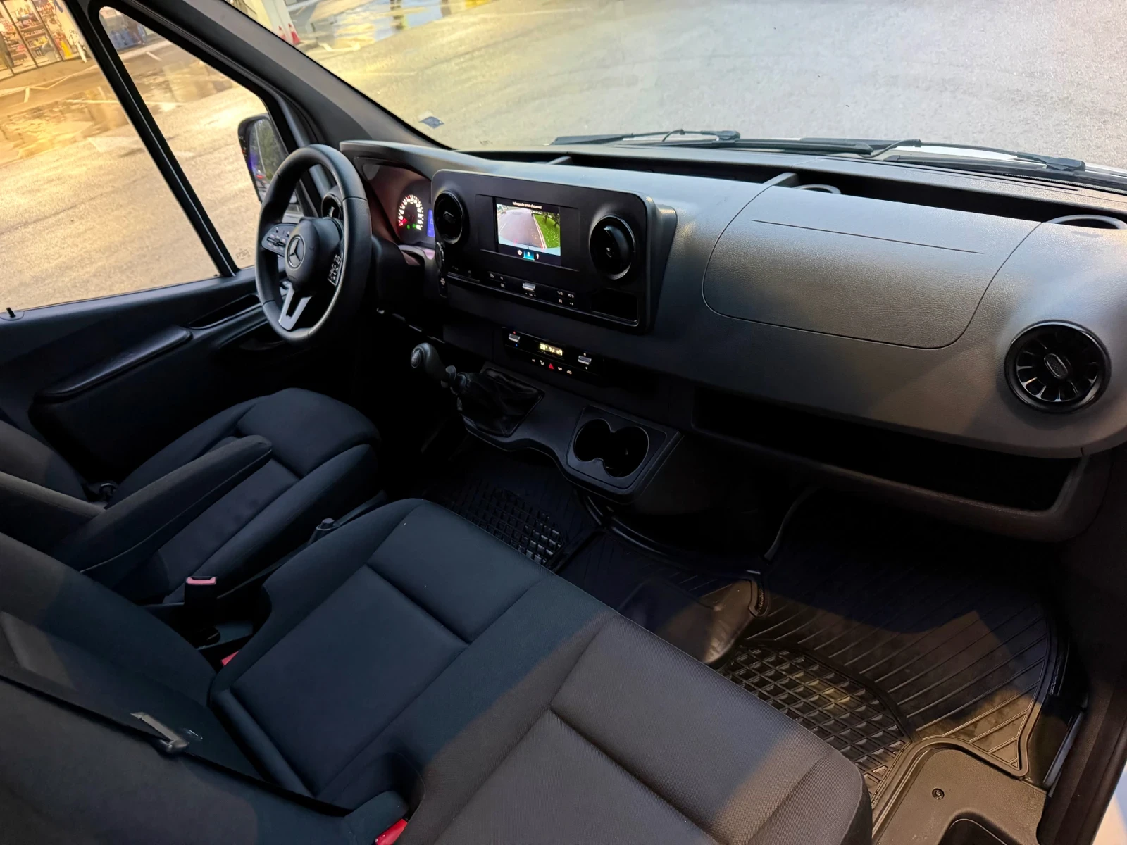 Mercedes-Benz Sprinter МАКСИ!НАВИГАЦИЯ!КАМЕРИ!ТЕМПОМАТ!КЛИМА!ФУЛ!ТОП!, снимка 8 - Бусове и автобуси - 56740086