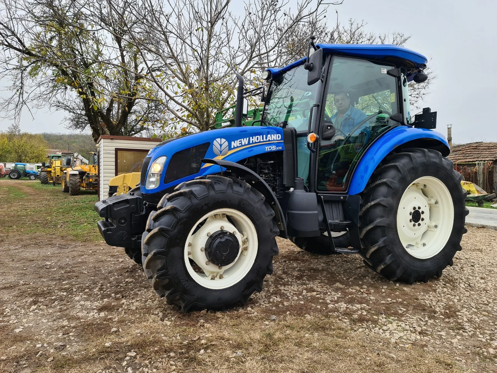 Трактор New Holland TD 5.105 - изображение 3