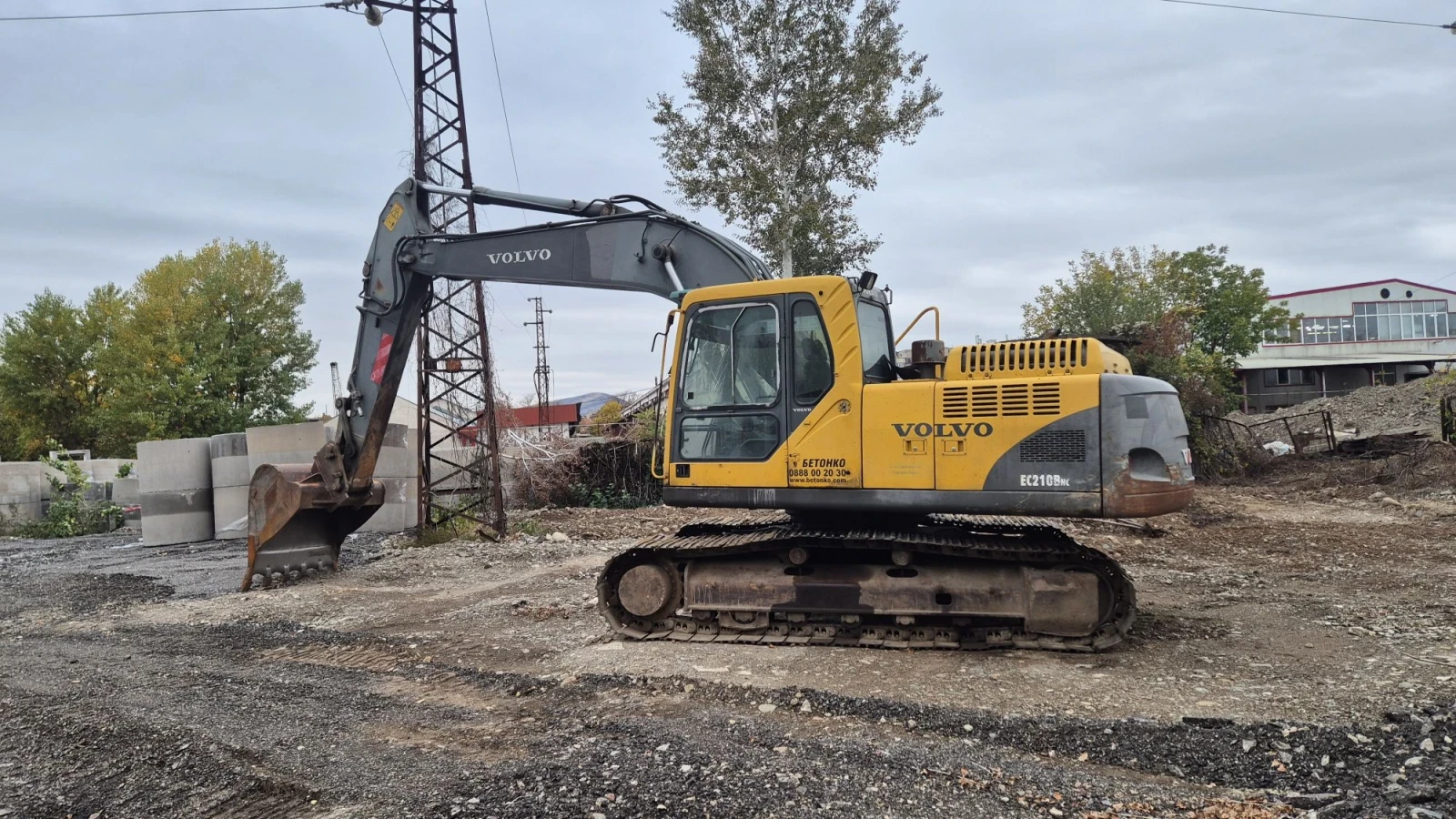 Багер Volvo EC210