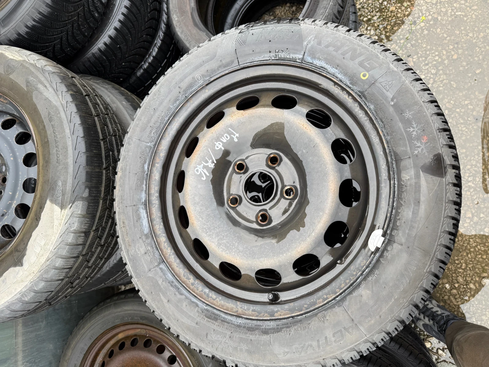    205/55R16  VW | Mobile.bg   1