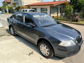 Skoda Octavia 1.6 MPI + газ, снимка 2