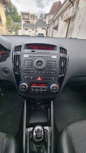 Kia Ceed, снимка 9