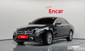 ������ Mercedes-Benz E 300