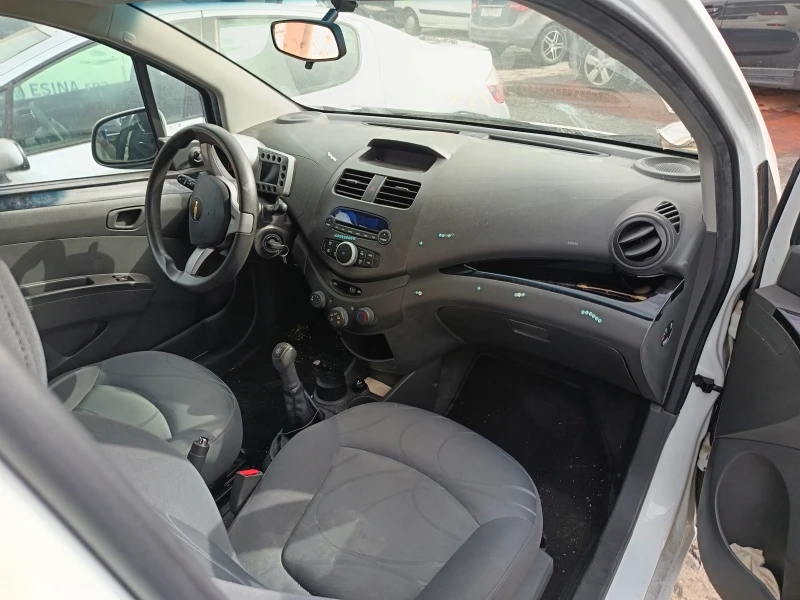 Chevrolet Spark 1.0 16v b10d1, снимка 4 - Автомобили и джипове - 45613948