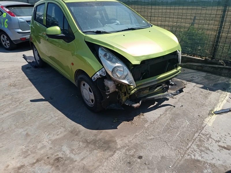 Chevrolet Spark 1.0 16v b10d1, снимка 4 - Автомобили и джипове - 45613948