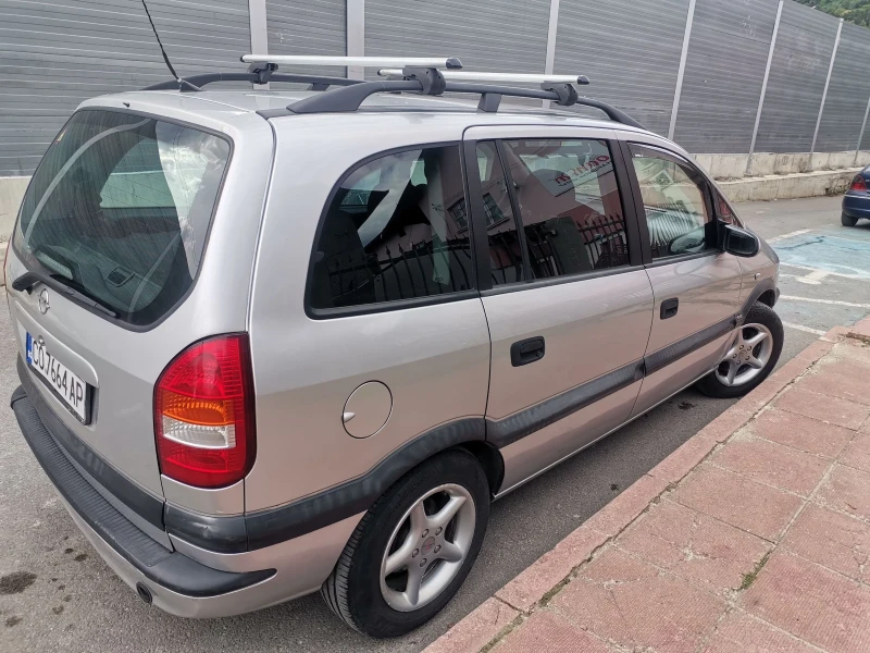 Opel Zafira бензин-газ, снимка 4 - Автомобили и джипове - 47269491