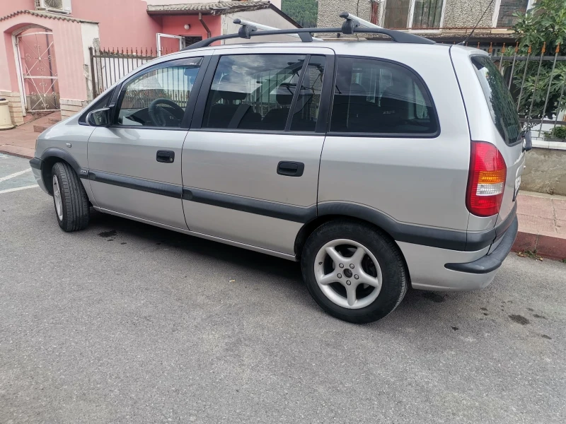 Opel Zafira бензин-газ, снимка 5 - Автомобили и джипове - 47269491