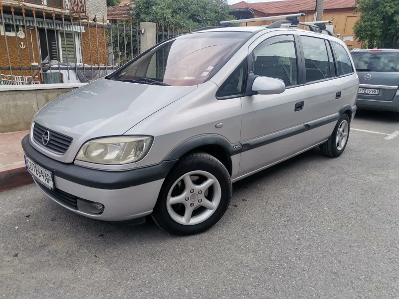 Opel Zafira бензин-газ, снимка 3 - Автомобили и джипове - 47269491