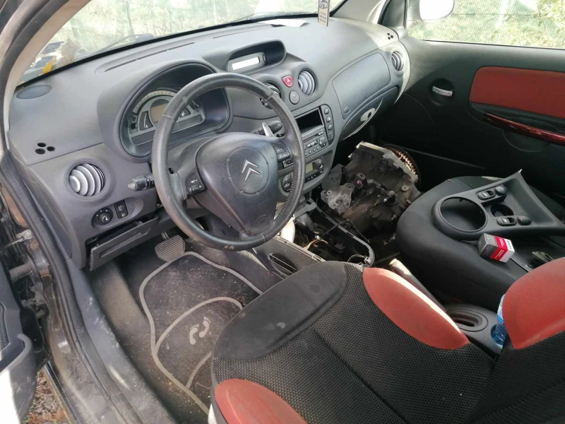 Citroen C2 1.6 VTR АВТОМАТ, снимка 7 - Автомобили и джипове - 47561614