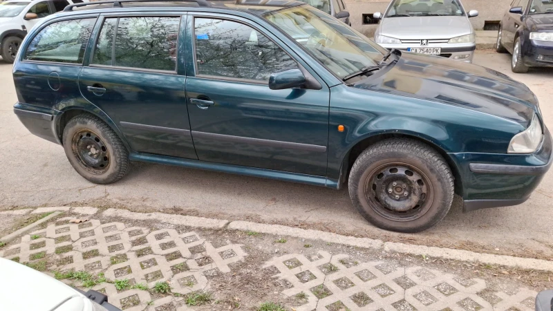 Skoda Octavia, снимка 12 - Автомобили и джипове - 49611028