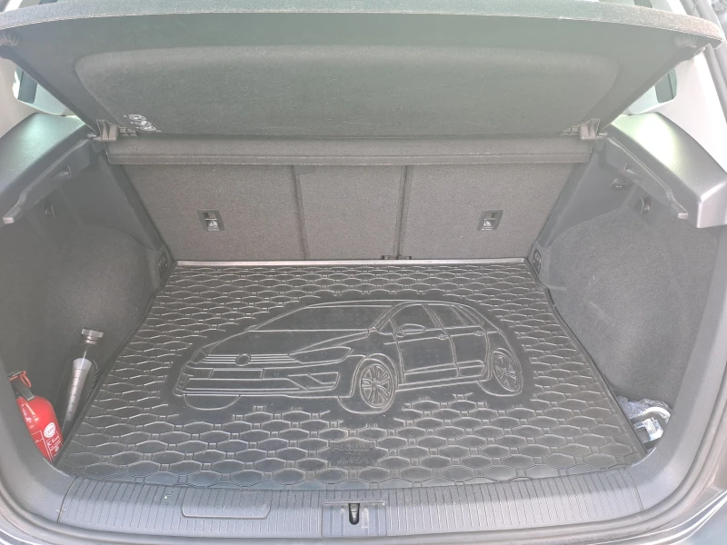 VW Sportsvan 1.4  TSI, снимка 16 - Автомобили и джипове - 51612620