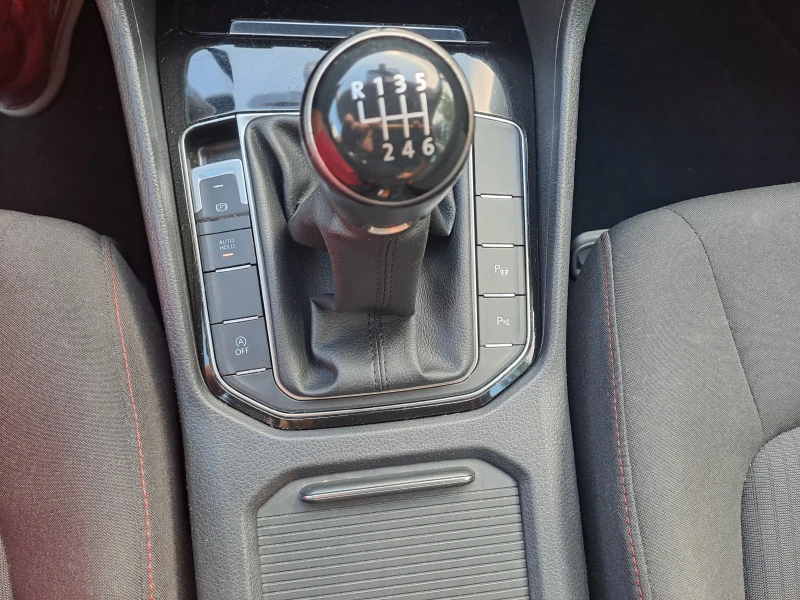 VW Sportsvan 1.4  TSI, снимка 12 - Автомобили и джипове - 51612620