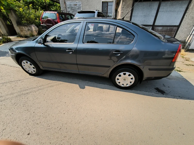 Skoda Octavia 1.6 MPI + газ, снимка 5 - Автомобили и джипове - 51205443