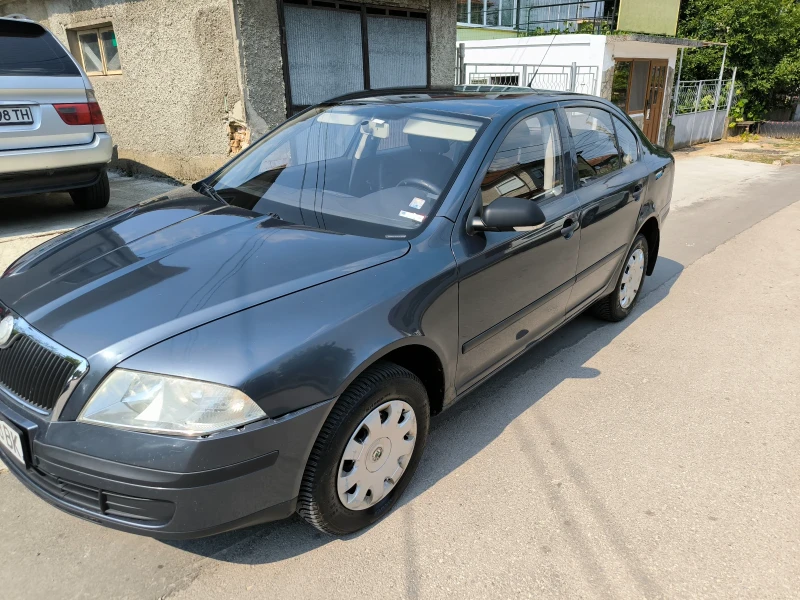 Skoda Octavia 1.6 MPI + газ, снимка 3 - Автомобили и джипове - 51205443